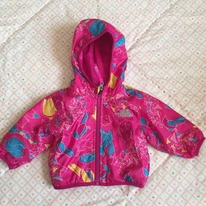 The North Face girls reversible infant/baby jacket